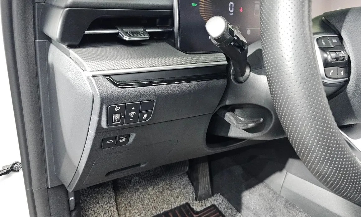 Kia K5 13