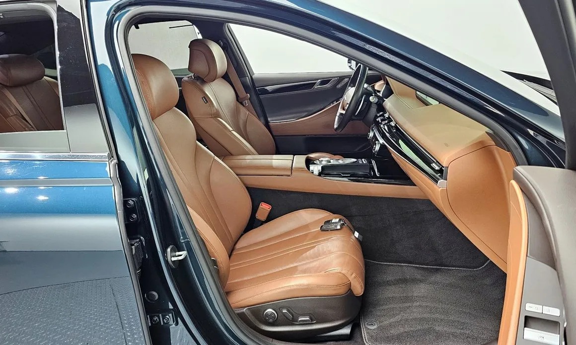 Genesis G80 12
