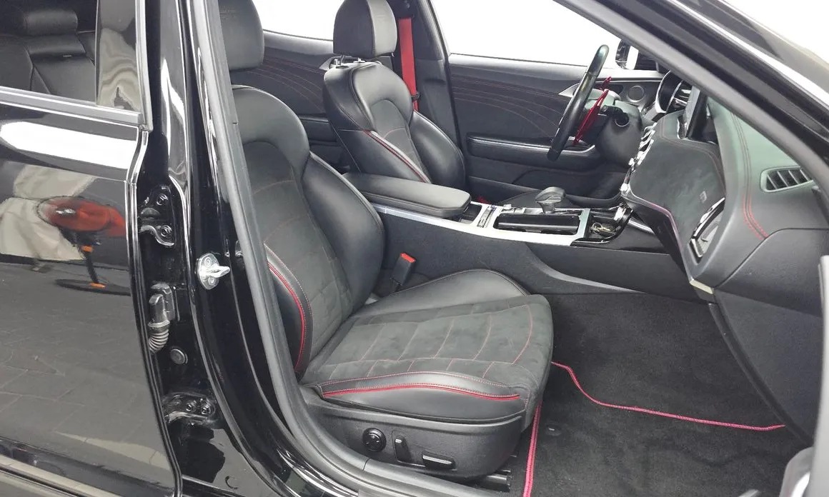 Kia Stinger 11